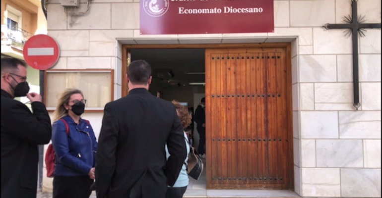 Inaugurado el primer Economato Diocesano en Motril gracias a Cáritas y la Agrupación de Cofradías