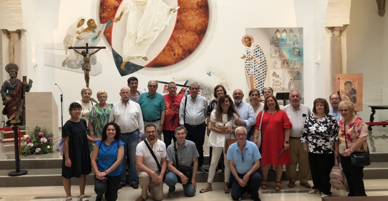 Voluntarios del Economato Diocesano en la Iglesia de San Nicolás